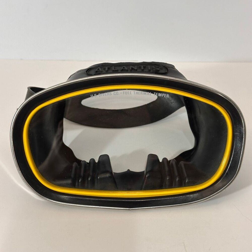 Vintage US Divers Co. Atlantis Scuba Diving Mask